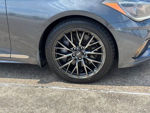 Used 2019 Genesis G80 3.3T Sport RWD image 7