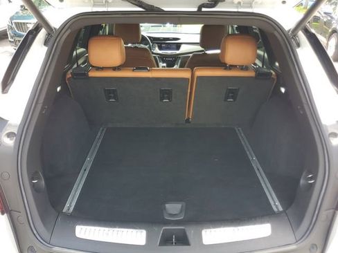Certified 2023 Cadillac XT5 Premium Luxury FWD image 10