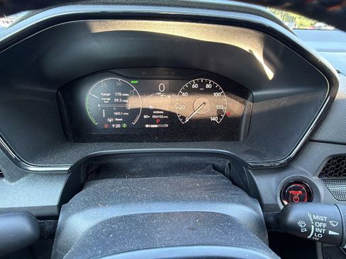 Used 2025 Honda CR-V Sport-L image 29