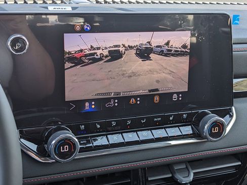 New 2026 Chevrolet Colorado Z71 w/ Technology Package image 12