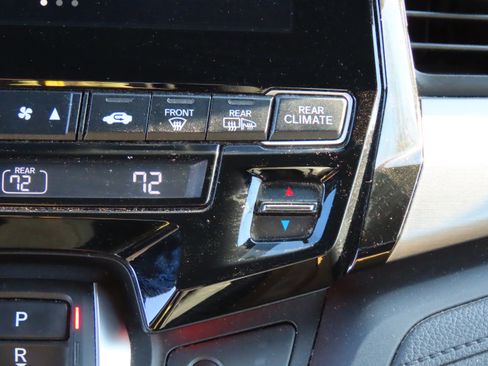 Used 2023 Honda Odyssey Sport image 28