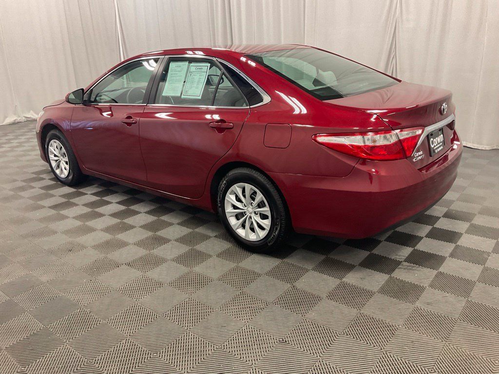 Used 2016 Toyota Camry LE FWD image 4