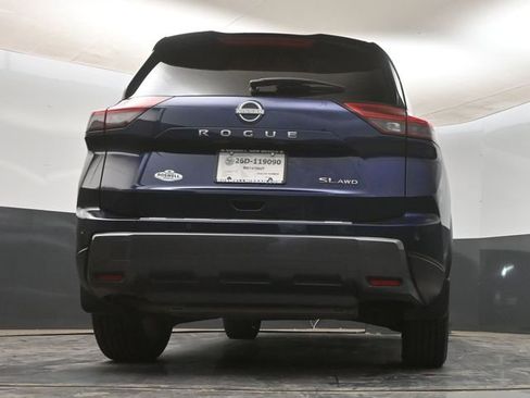 Used 2025 Nissan Rogue SL image 19