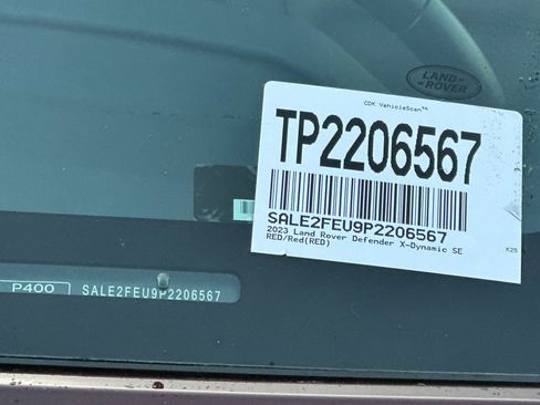 Used 2023 Land Rover Defender 130 X-Dynamic SE image 39