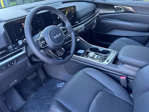 New 2026 Kia Carnival SX image 10