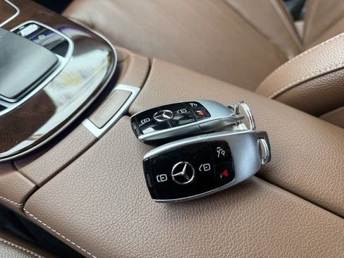 Used 2022 Mercedes-Benz E 350 4MATIC image 24