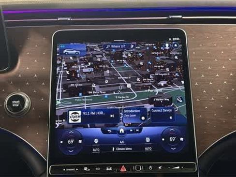Used 2023 Mercedes-Benz EQS 450+ 4MATIC SUV image 21