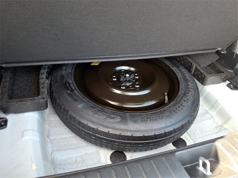 Used 2023 Kia Sportage EX image 25