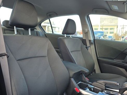 Used 2016 Honda Accord LX image 13
