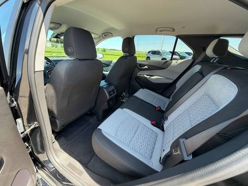 Used 2024 Chevrolet Equinox LS w/ LS Convenience Package AWD/4WD image 18