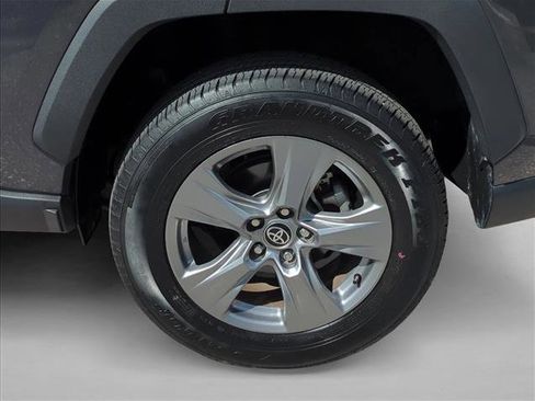Used 2023 Toyota RAV4 XLE w/ Convenience Package image 9