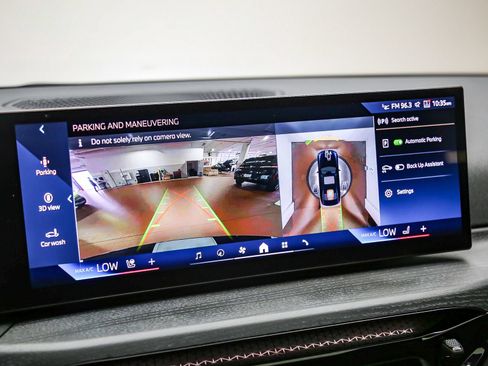 Used 2026 BMW 330i Sedan w/ Premium Package RWD image 26