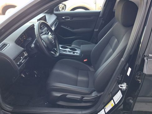 Used 2025 Honda Civic Sport image 9