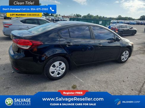Used 2017 Kia Forte LX FWD image 4