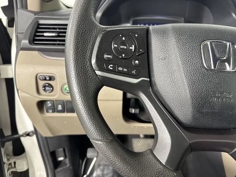 Used 2019 Honda Pilot LX image 12