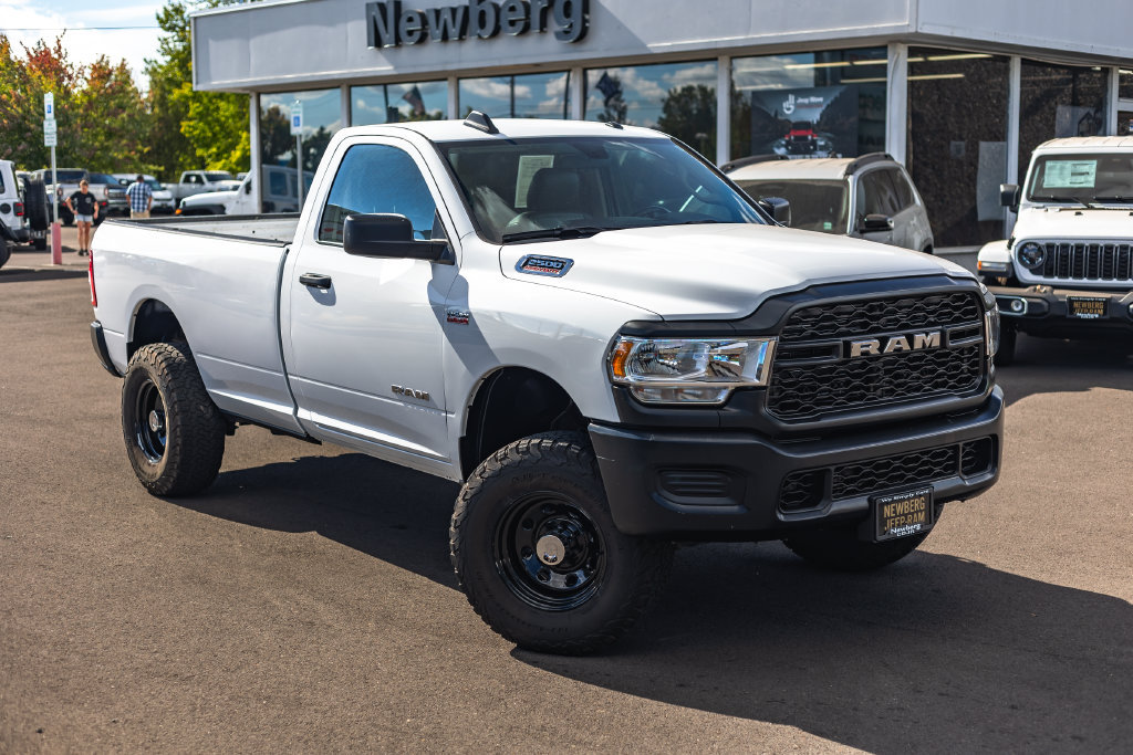 Used 2020 RAM 2500 Tradesman AWD/4WD image 2
