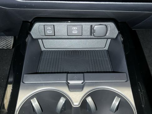 New 2026 Toyota Prius XLE image 23