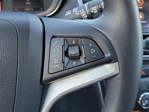 Used 2021 Chevrolet Trax LT w/ Premium Seat Package image 23