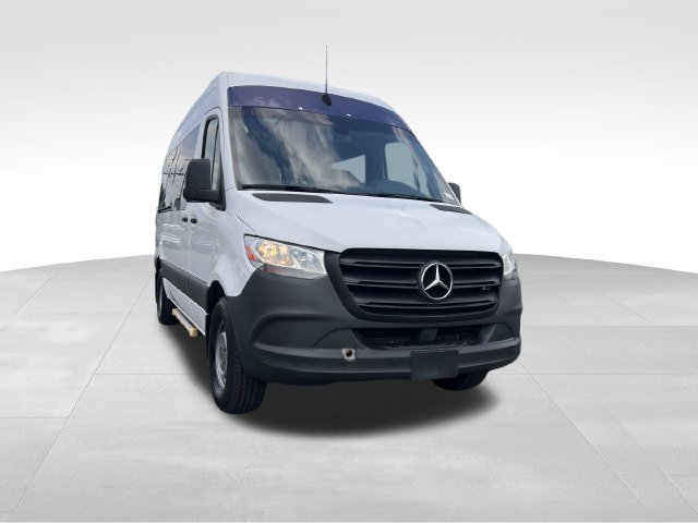 Used 2021 Mercedes-Benz Sprinter 2500 image 7