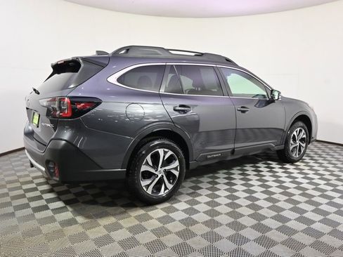 Used 2022 Subaru Outback Limited image 7