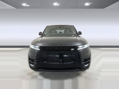 Used 2025 Land Rover Range Rover Sport SE AWD/4WD image 6