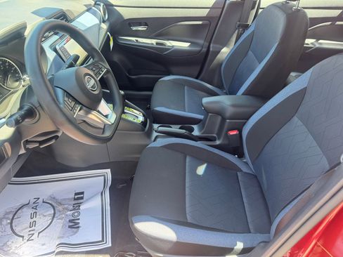 New 2025 Nissan Versa SV image 7