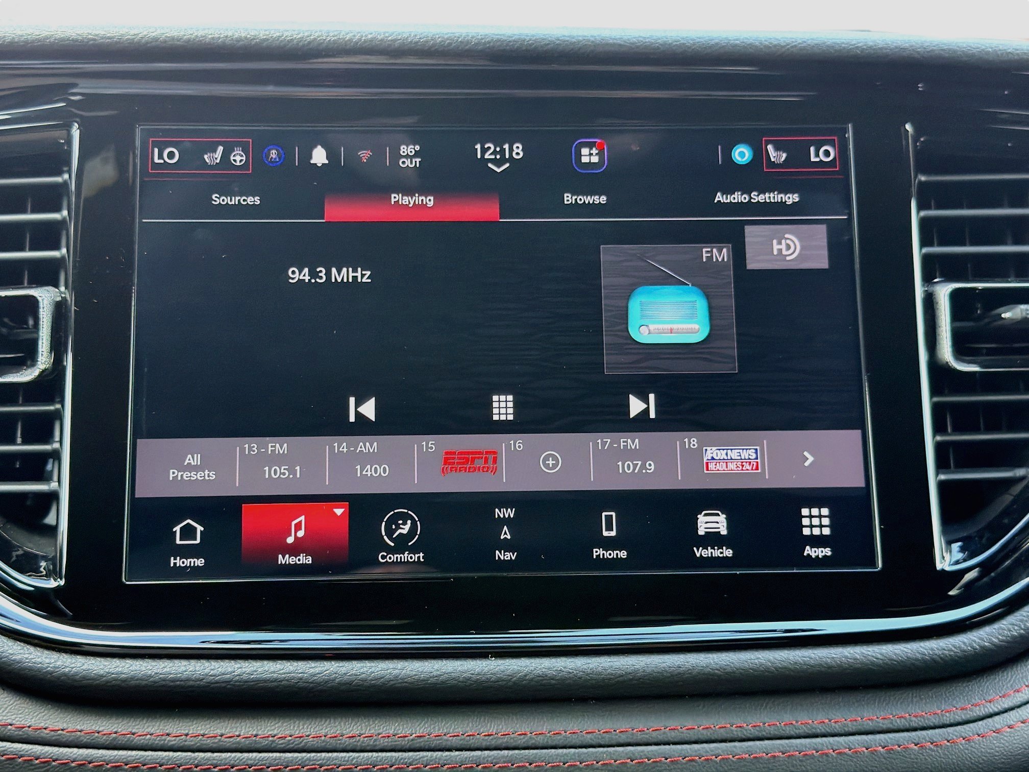 Used 2025 Dodge Durango GT AWD/4WD image 32