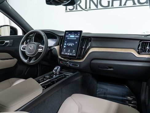 New 2026 Volvo XC60 B5 Plus w/ Protection Package Premier image 14