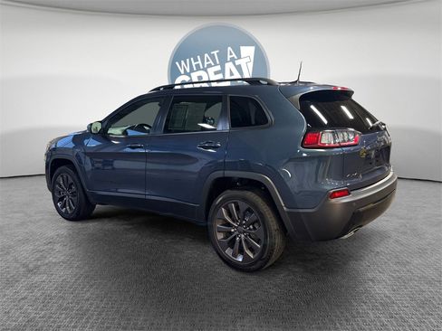 Used 2021 Jeep Cherokee Latitude Lux 80th Anniv w/ Quick Order Package 26U 80TH image 6