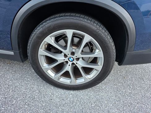 Used 2021 BMW X5 xDrive40i w/ Premium Package image 19