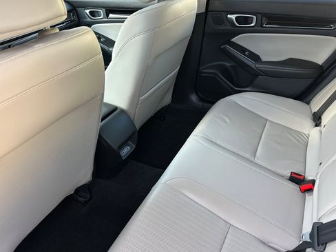 Used 2024 Honda Civic Touring image 12