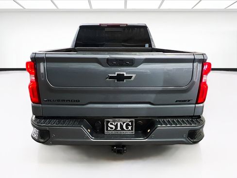 Used 2022 Chevrolet Silverado 1500 RST w/ Convenience Package II AWD/4WD image 5