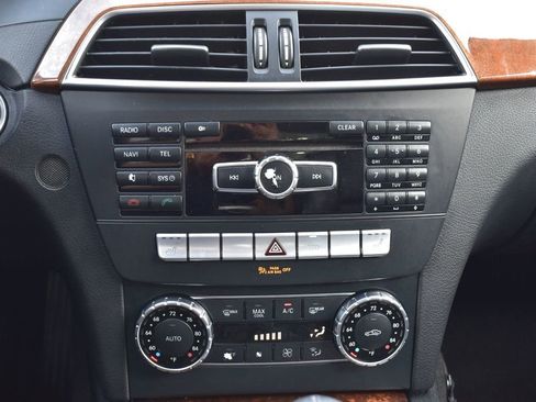 Used 2013 Mercedes-Benz C 300 4MATIC Sedan image 37