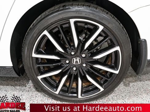 Used 2023 Honda Accord Touring image 10