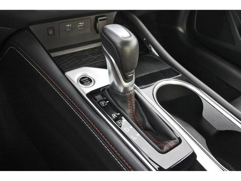 Used 2025 Nissan Altima 2.5 SR w/ SR Premium Package FWD image 26