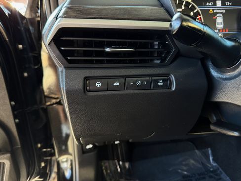 Used 2023 Nissan Altima 2.5 SL FWD image 12