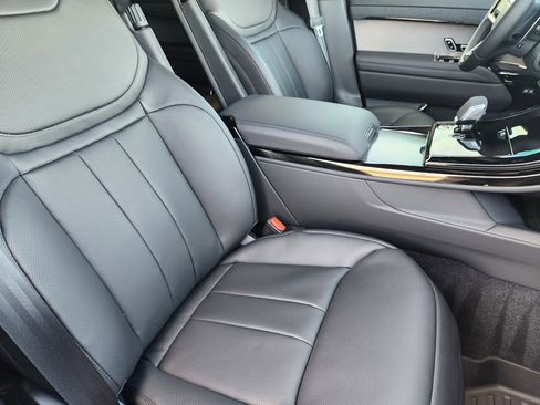 New 2026 Land Rover Range Rover Sport Dynamic SE image 12