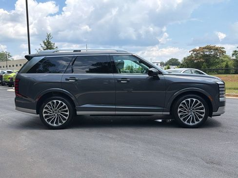 New 2026 Hyundai Palisade Calligraphy FWD image 7