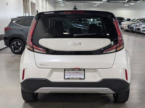 Used 2025 Kia Soul LX w/ LX Technology Package image 4