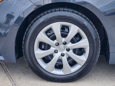 Used 2024 Toyota Corolla LE image 8
