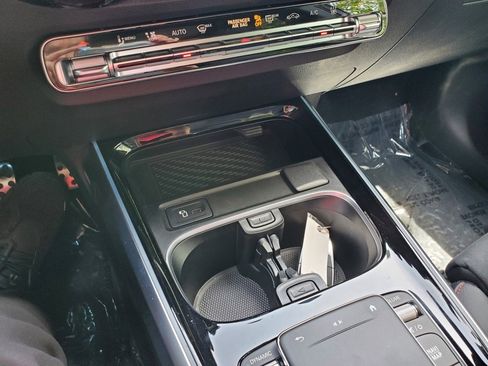 Used 2023 Mercedes-Benz EQB 350 4MATIC SUV image 25