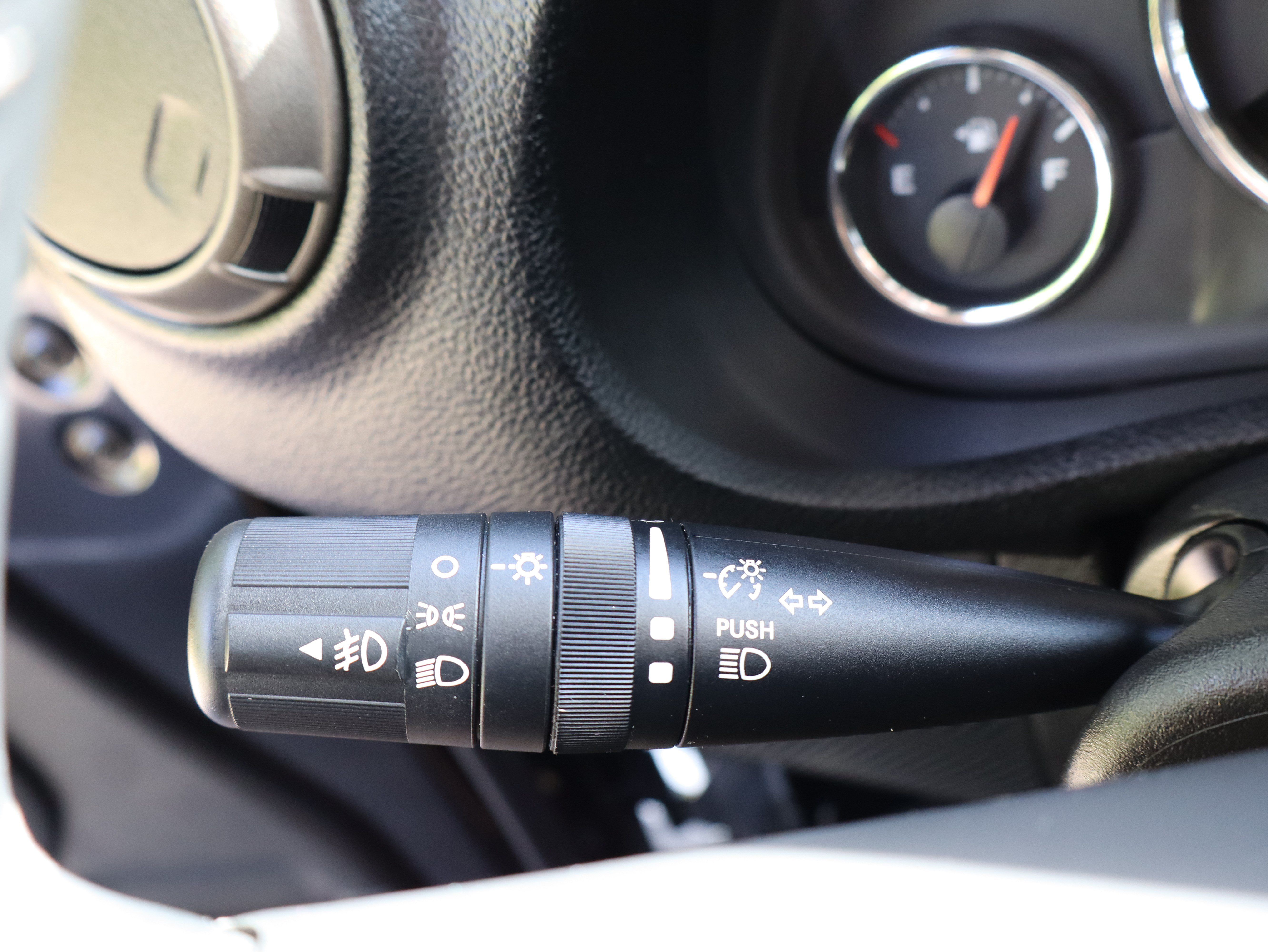 Used 2018 Jeep Wrangler Unlimited Sport AWD/4WD image 35