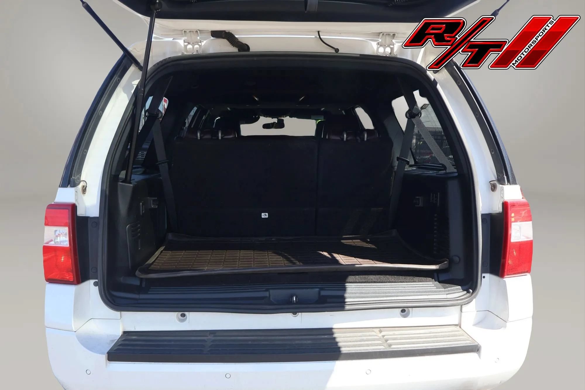 Used 2015 Ford Expedition EL Platinum AWD/4WD image 11