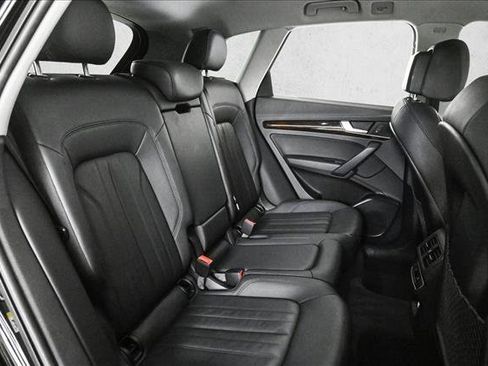 Used 2020 Audi Q5 2.0T Premium image 20