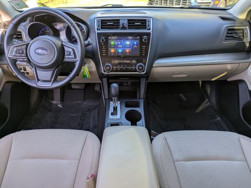 Used 2019 Subaru Outback 2.5i Premium image 16