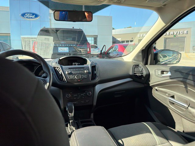 Used 2018 Ford Escape SE FWD image 45