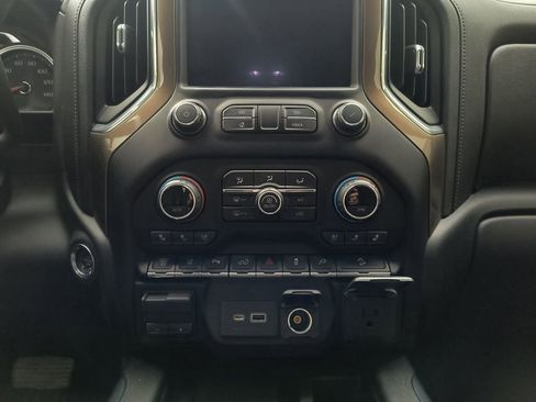 Used 2020 Chevrolet Silverado 2500 High Country w/ Z71 Off-Road Package image 28