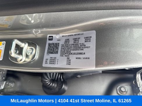 Used 2025 Chevrolet Colorado LT w/ LT Convenience Package image 28