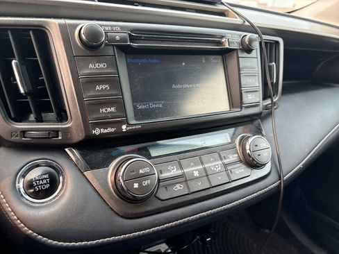 Used 2015 Toyota RAV4 Limited AWD/4WD image 12