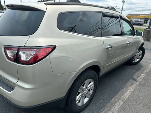 Used 2014 Chevrolet Traverse LT AWD/4WD image 12